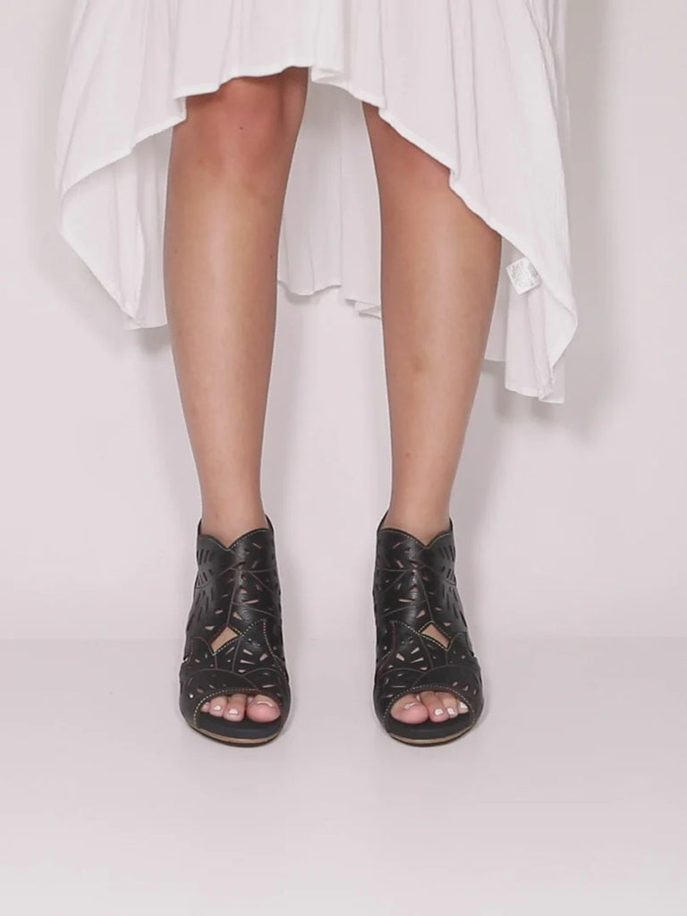 Bootie sandal 2025